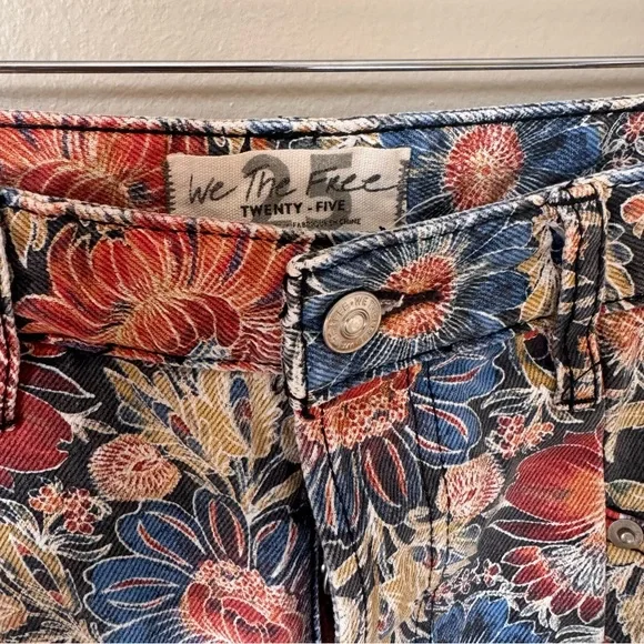 RARE We The Free Floral Patterned Wide Leg Jeans - Picture 5 of 7